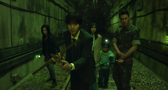 Intense world view start → One-team synergy explosion...Omniscient Reader's View, Why You Should See It in Theater