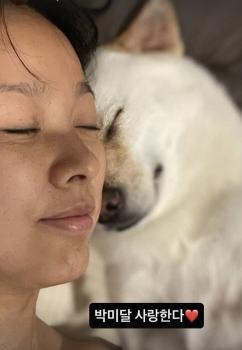 Lee Sang-soon ♥ Lee Hyo-ri Laughs and Laughs in Seoul with Dogs...I love you, I don't