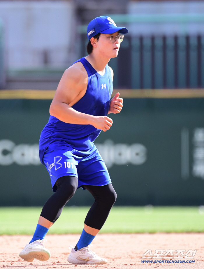  Park Seung-gyu can't stop training even in hot weather