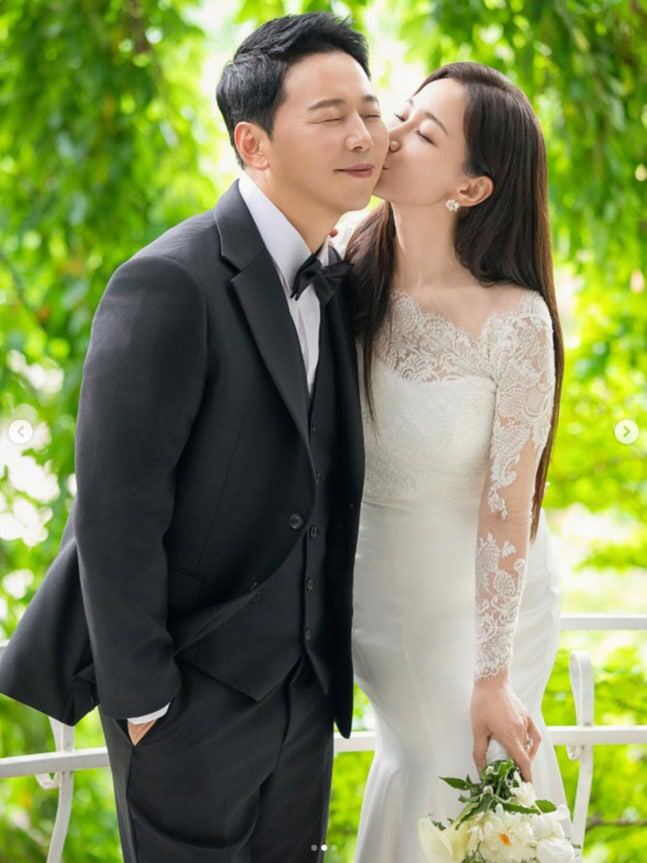  'Surprise' Kim Ha-young 'Escape from getting married professionally'...September 13th, Park Sang-joon is getting married