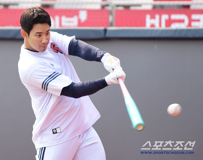 The reason why Kang Seung-ho, as revealed by acting Cho Sung-hwan, should rebound. There is a big gap between our team veteran and young player. Kang Seung-ho is in between