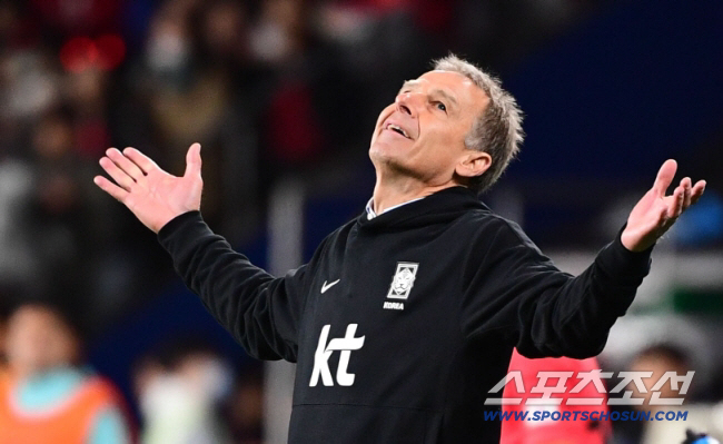 You're determined to ruin it!  The Worst Coach Ever Clinsman Appears as a Leading Candidate for National Team Coach You've been to the semifinals of the World Cup