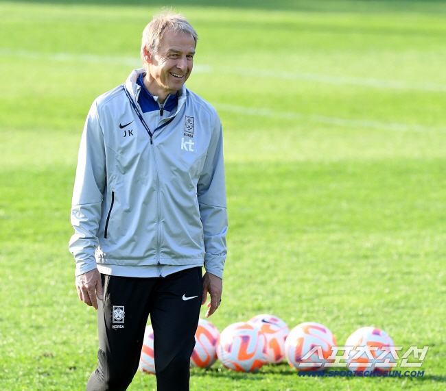 You're determined to ruin it!  The Worst Coach Ever Clinsman Appears as a Leading Candidate for National Team Coach You've been to the semifinals of the World Cup