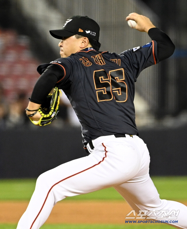 Don't be pushed. Hanwha will also be equipped with a leading fighting weapon…Son Ah-seop plans to register against LG on the 8th → A surprise pitcher will help on the 7th