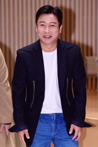 Lee Soo-geun to set up a mortuary at Asan Medical Center in Seoul 'Decided to pay condolences after consultation with bereaved families.'
