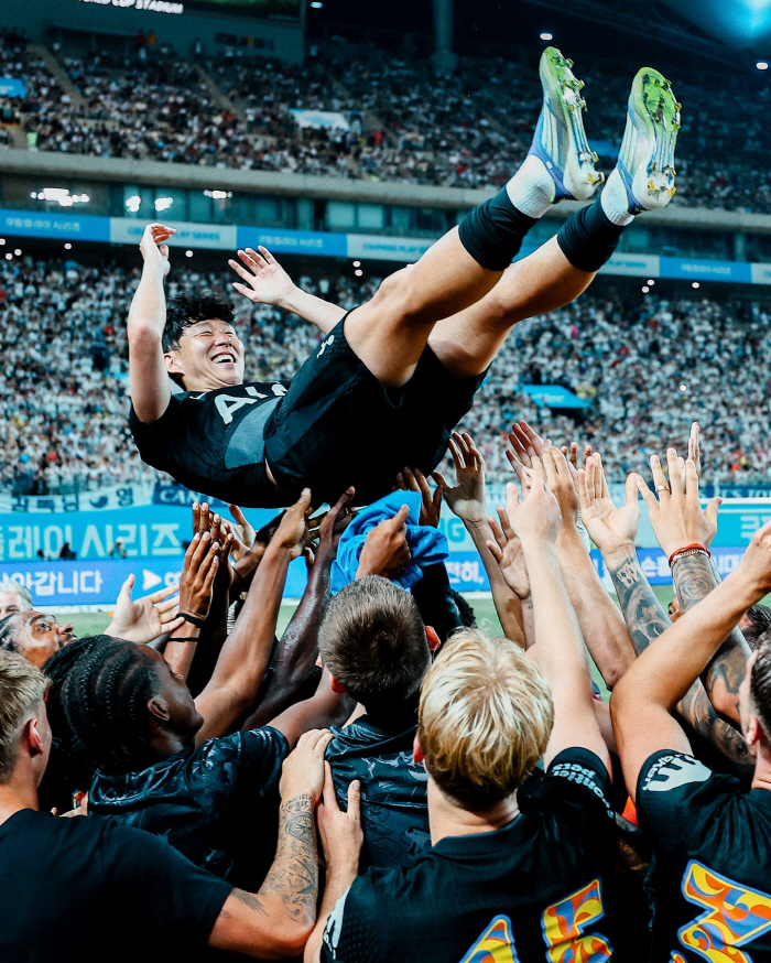 GOODBYE LEGEND Farewells Summer of Everyone's Sad Superstar and Big Club Farewells in 2025 When Son Heung-min Left Tottenham