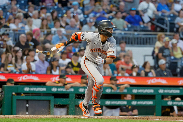 I finally found the batting order that you were running around! Lee Jung-hoo batting average of 0.354 is the best in 7th place, and he is starting center fielder for 5 consecutive games
