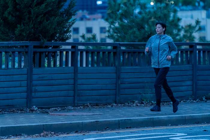 Jun Ji-hyun, the early morning running is like a pictorial..Capturing a Strong Daily Life