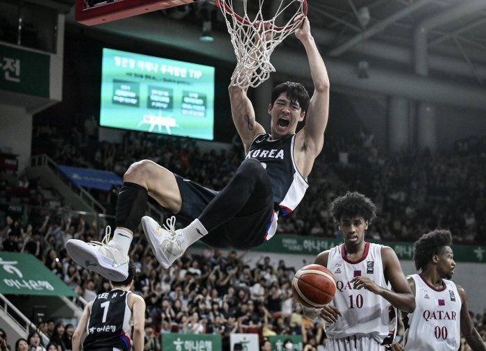Korean men's basketball. If you pass Group A of Hell, you'll see the fourth intensity! China Overcomes Saudi Arabia After Struggle, Philippines Shock Defeats. Rival Team Is Not Strong