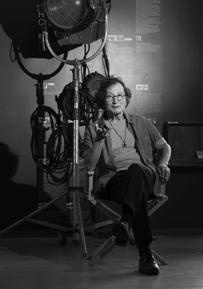  Jung Ji-young, the oldest active director at 79 years old, has been selected as the winner of the Korean Film Achievement Award at the Busan International Film Festival
