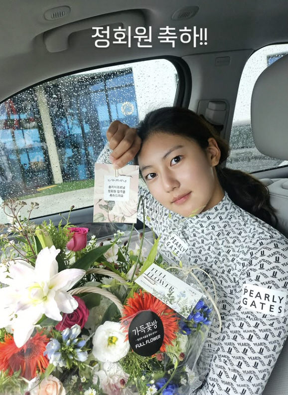 Park Yeon-soo, who divorced Song Jong-guk, passed his daughter's golf full-time membership..I can't believe it