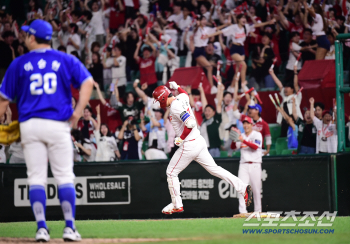  Oh Tae-gon SSG Lee Seung-hyun's come-from-behind 3-point home run shot