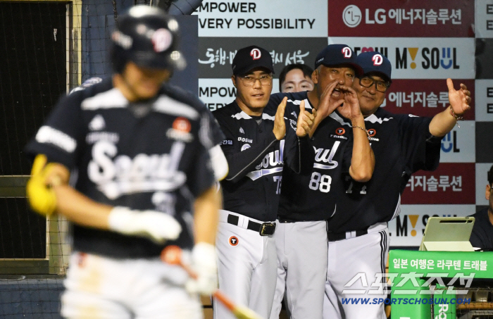 This is the star of the mega trade! LG's 8th consecutive win cut → 73 caught up and two runs in desperate moments! Doosan 108 wins