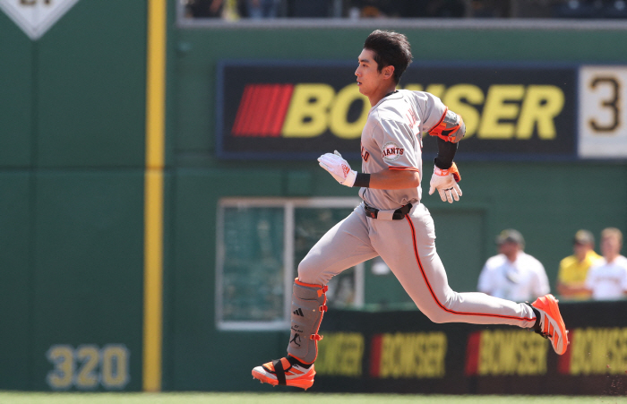 After Freeman in August, Lee Jung-hoo is the grandson of the hot wind, and SF 2nd consecutive winning series that survived 6 consecutive games with long balls