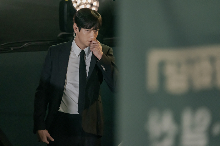 And Kang Dong-won's melodrama with Jun Ji-hyun..Expectations for Polaris Steele ↑
