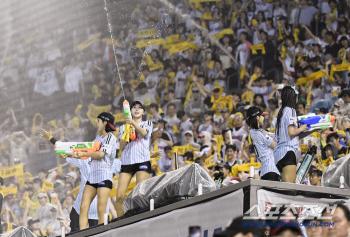 A breathtaking battle! Hanwha lost. LG is back in first place → Thanks to the fans who cheered for us passionately