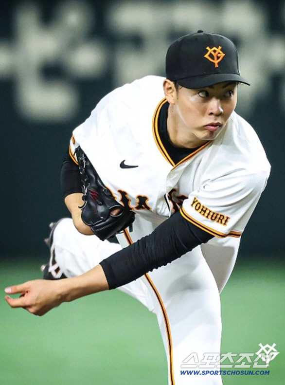 Honda Motor Company's engine parts factory dreamt of becoming a 28-year-old professional, first win in his second year, and Koshien ace (Min Chang-ki's Japanese baseball) who laughed after elbow surgery twice