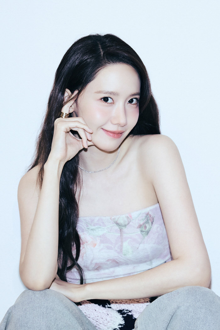  Im Yoon-ah fell in love with the vague work, the belief in Exit (The devil moved in)
