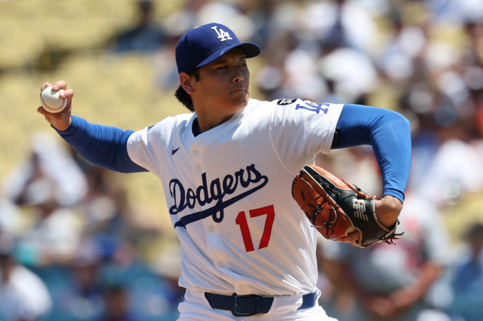 LAD, who suffered a come-from-behind loss despite Ohtani's strong pitching and hitting performance in four innings, is really angry. A colleague blamed himself
