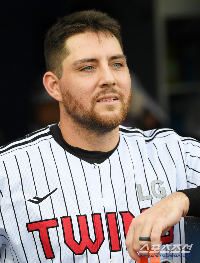 LG Austin first baseman returned to the starting line-up! Park Kwan-woo also started in left field → Park Dong-won rest