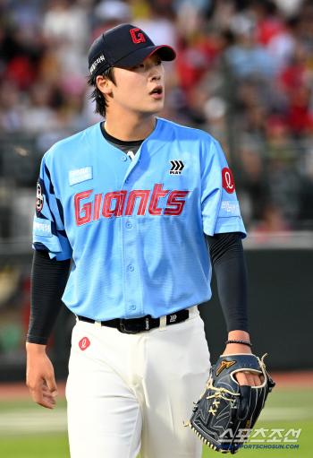  Lee Minseok stops the bases-loaded crisis with one run