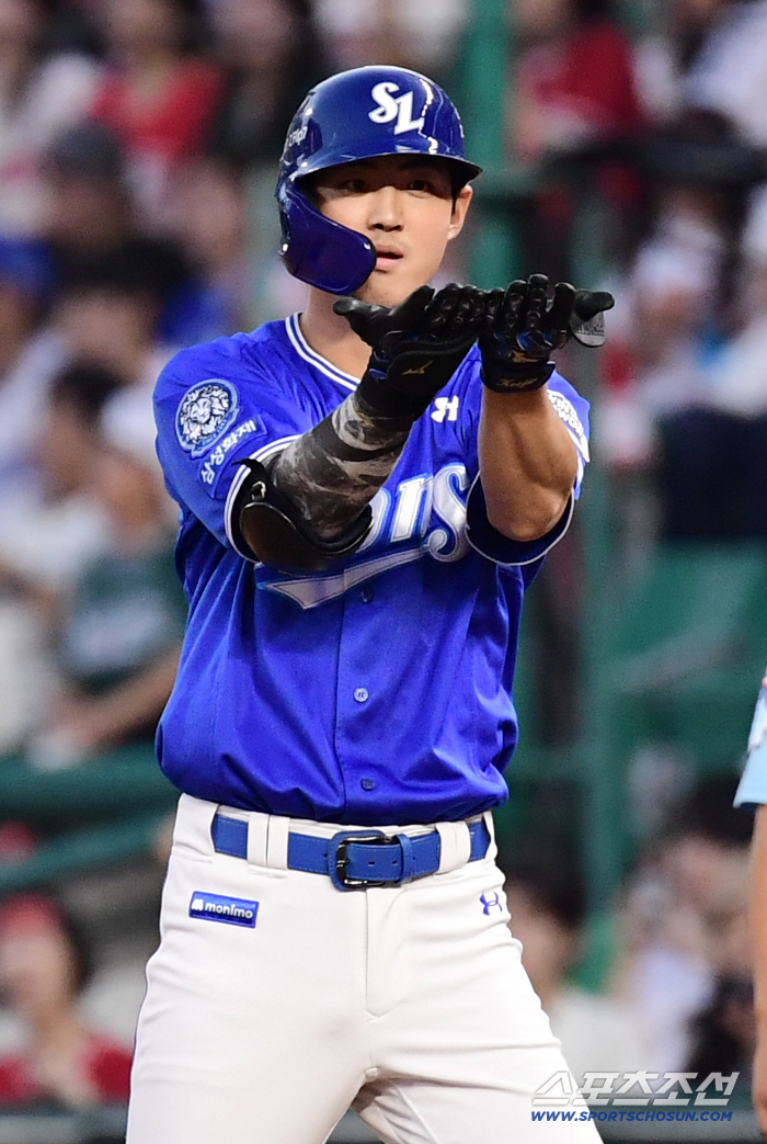  A timely two-run hit to save Koo Ja-wook's full base chance