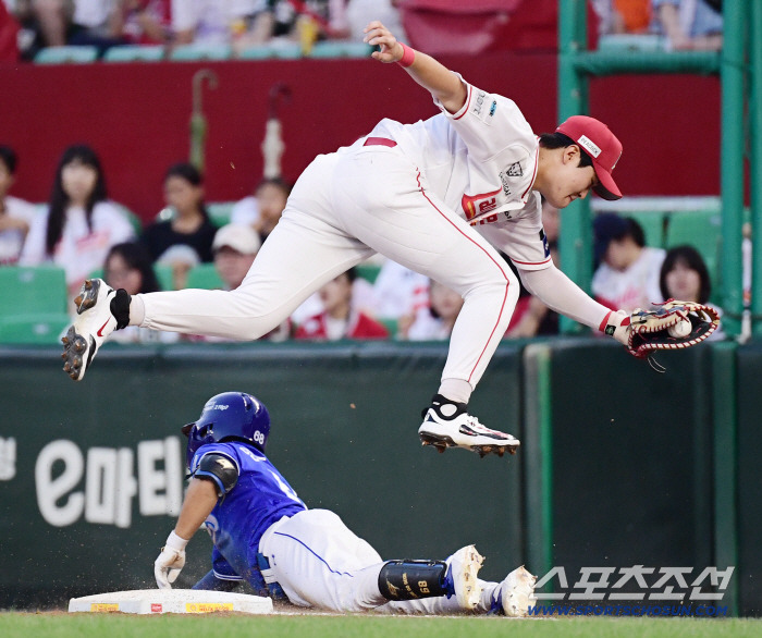  Yang Yang-geun, unfortunately, failed to hit a surprise bunt