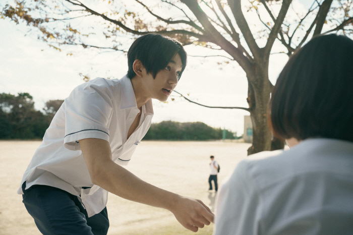 Resonance born in 1994 ♥ Eunsoo born in 2002..History of Confession Uniform Romance Beyond 8 Years of Confession