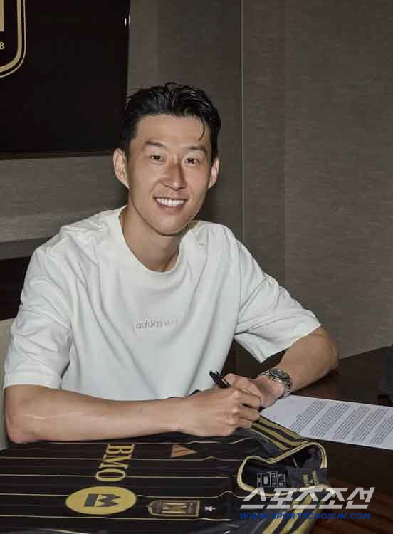 Son Heungmin came to LA? The U.S. Is Excited by the Appearance of EPL Wall...Beckham LA Dodgers, welcome SON!