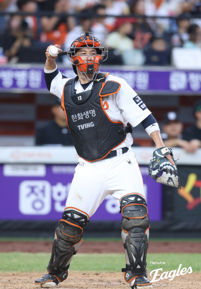 Tears welled up at the words of the master...I didn't scold him. The behind-the-scenes story of Choi Jae-hoon