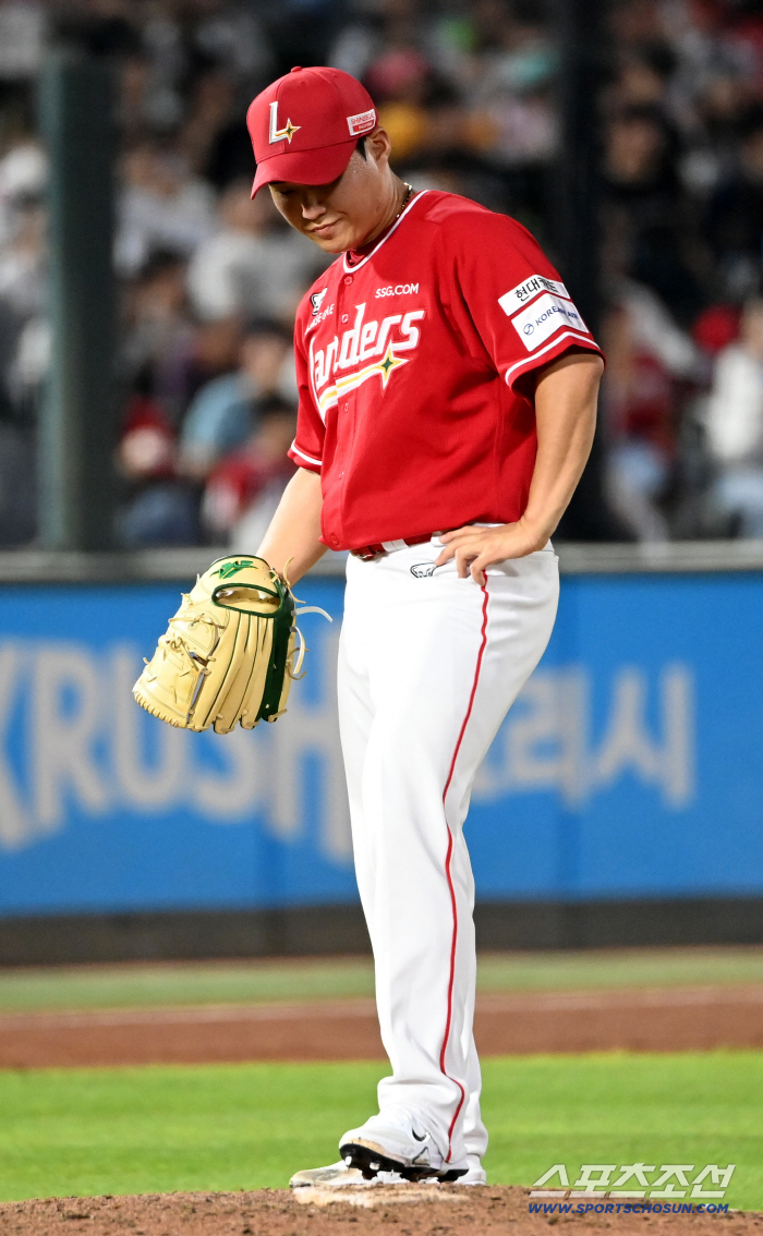 be no less than a winning pitcher Despite the praise of the head coach, he expressed deep regret...Challenge to win the starting title in 5 years → I was not good enough in front of my eyes 