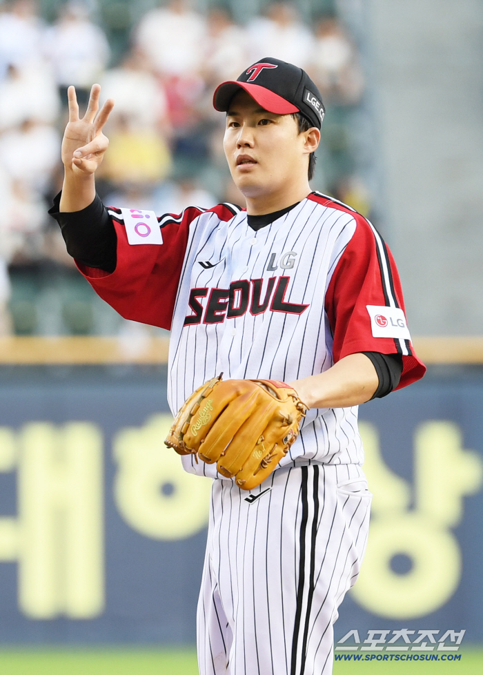Hanwha Son Ah-seop 1st and Roh Si-hwan 4th appearance vs LG weighs defense → Both teams' lineup is revealed