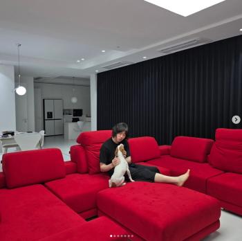 Heechul Kim 6.5 billion pyeong Gangnam house, all red...My house is really red ♥