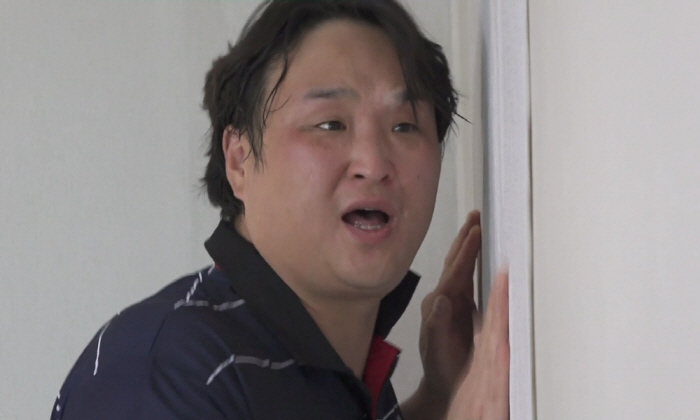 Koo Sung-hwan, he was a leak victim..Rooftop shock (I live alone) caused by heavy rain