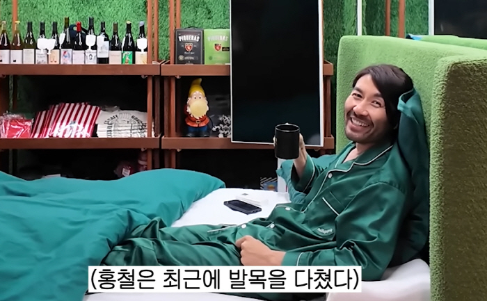 Noh Hong-chul was in a wheelchair 300kg motorcycle mountain accident..Return home after emergency treatment
