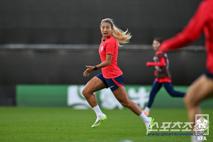Suwon FC Women's Return 88 Legend Cho So-hyun Aging Curve?I think there are top three physicalsI'll be an inspirational player just by running. 