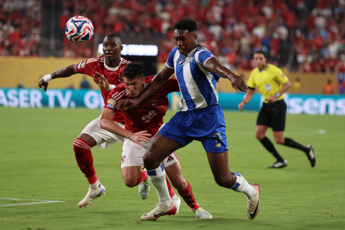 Do well on the Korean tour, and can the transfer market collapse like this? Frustration, frustration, and frustration since Park Seung-soo, a top prospect, has already only attempted to recruit him for the Nth time