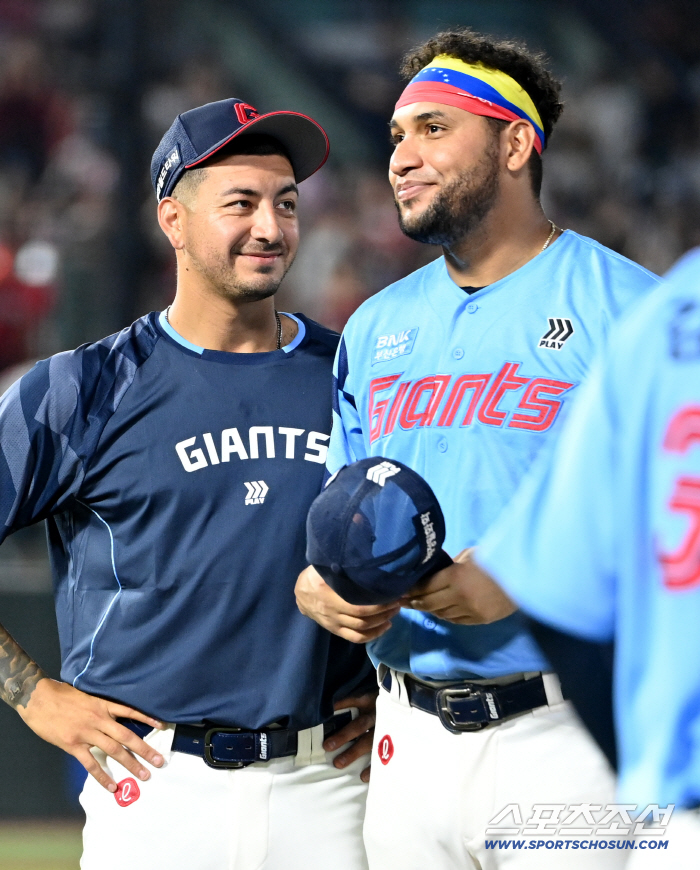 Lotte's new foreigner Velazquez, heart-wrenching exit elbow surgery No. 2  33 years old suspicious → I want to win with Lotte 