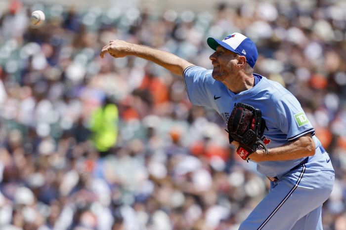 Maddox → Kershaw, Johnson → Scherzer This is the 5th face-to-face relationship that began 17 years ago 