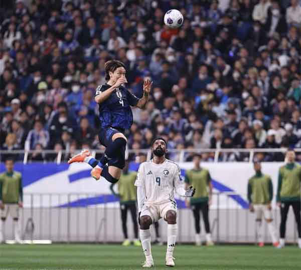  Soccer Sergeant Itakura joins Ajax for the first time in history → 4 years contract for 19 billion...The only Korean is Seok Hyunjun