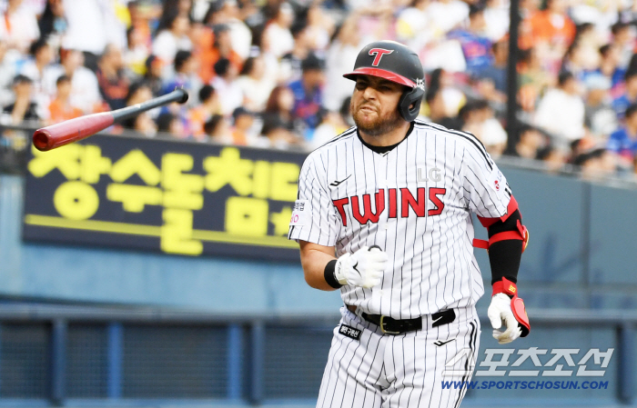  Austin, two-run shot
