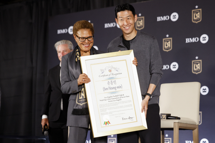 Son Keduo friendship forever! Kane's sincerity Son Heung-min is the best person I've ever met, and will succeed in the U.S. too!