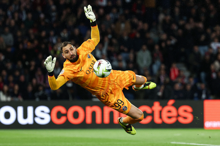 Exclusive! Man Utd to negotiate transfer with PSG's Donnarumma...Director Amorim is a big fan