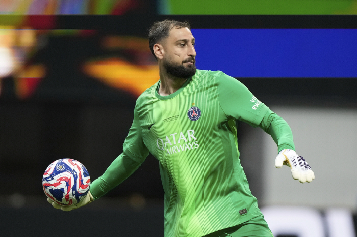 Exclusive! Man Utd to negotiate transfer with PSG's Donnarumma...Director Amorim is a big fan