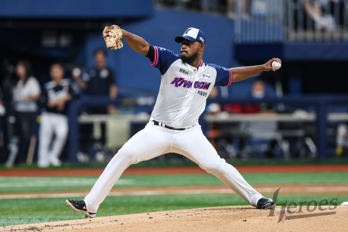 How was Mercedes' first appearance? → Doosan hitters called in time and contracted, but still nice pitching