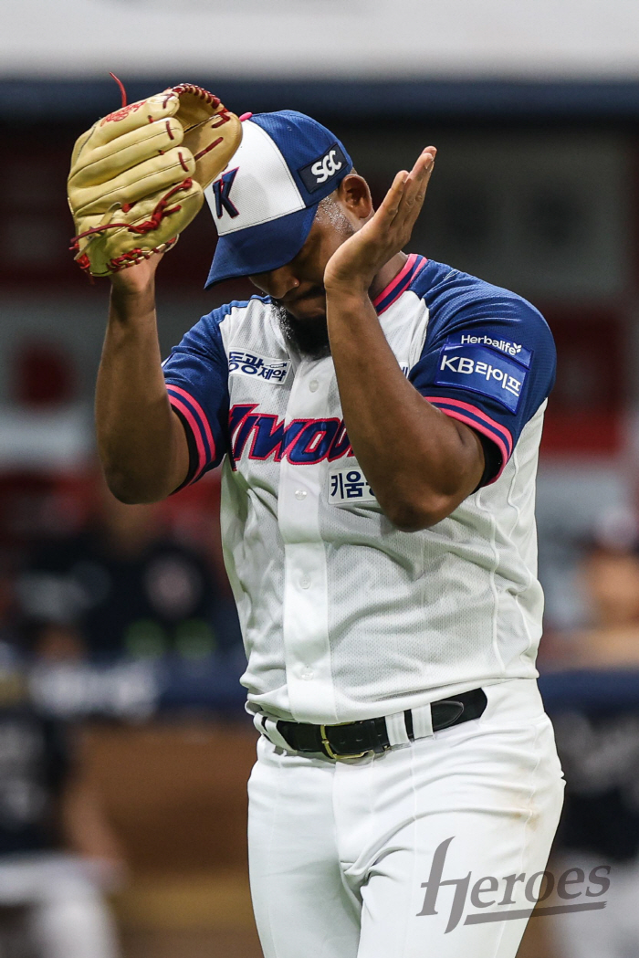 How was Mercedes' first appearance? → Doosan hitters called in time and contracted, but still nice pitching