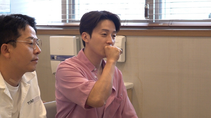I want to grow up to 177cm...Huh Kyung-hwan, will you try limb extensions because you can grow taller for a lifetime? (My Little Old Boy)