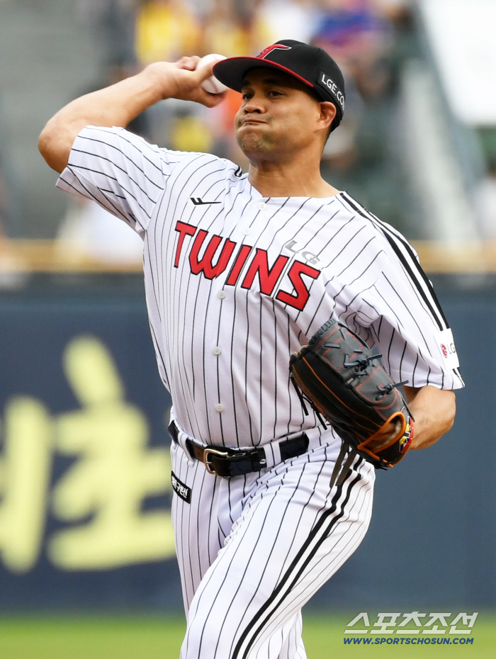 I'm glad you sent 13 wins to foreigners. Three wins in the second half of the year, ERA 2.55, previews increased concentration to prove big game features by allowing one run in seven innings in KS