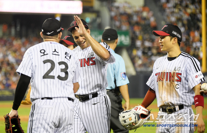 I'm glad you sent 13 wins to foreigners. Three wins in the second half of the year, ERA 2.55, previews increased concentration to prove big game features by allowing one run in seven innings in KS