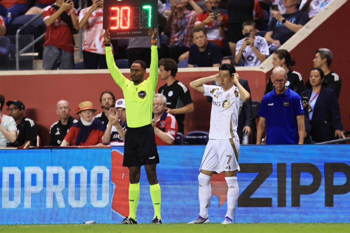 Induction of class tie PK with different dimensions! Son Heung-min, perfect MLS debut LAFC, 22 draws with Chicago